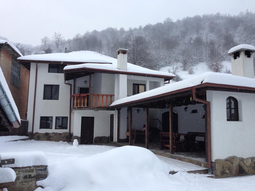 Yovkovata Kyshta Hotel ชิฟลิค ภายนอก รูปภาพ